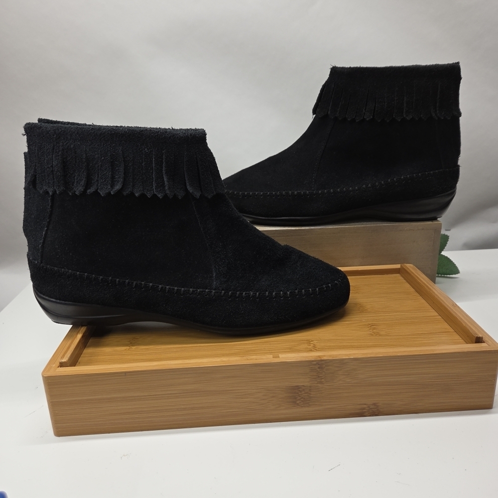 Comfort Ease Fringed Boot- Black US Size 9.5 Wms